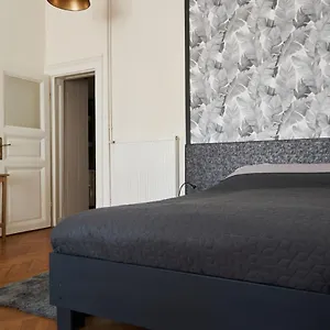 Ili , Budapest Hungary