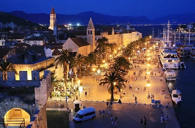 Apartments Sea Trogir