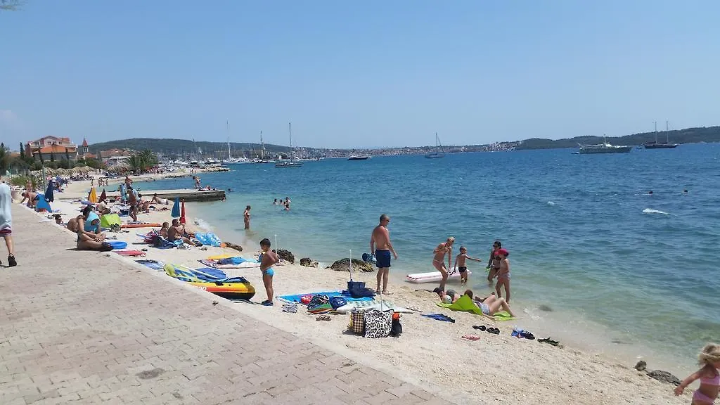 Apartments Sea Trogir 0*,