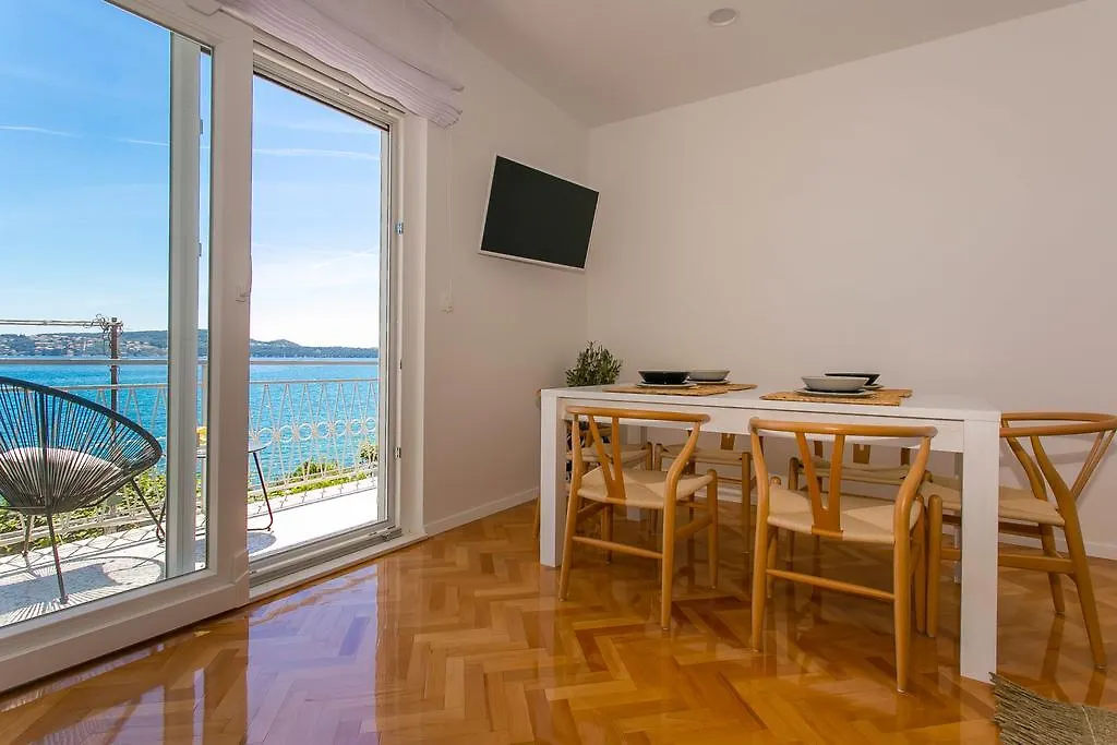 Apartments Sea Trogir 0*,